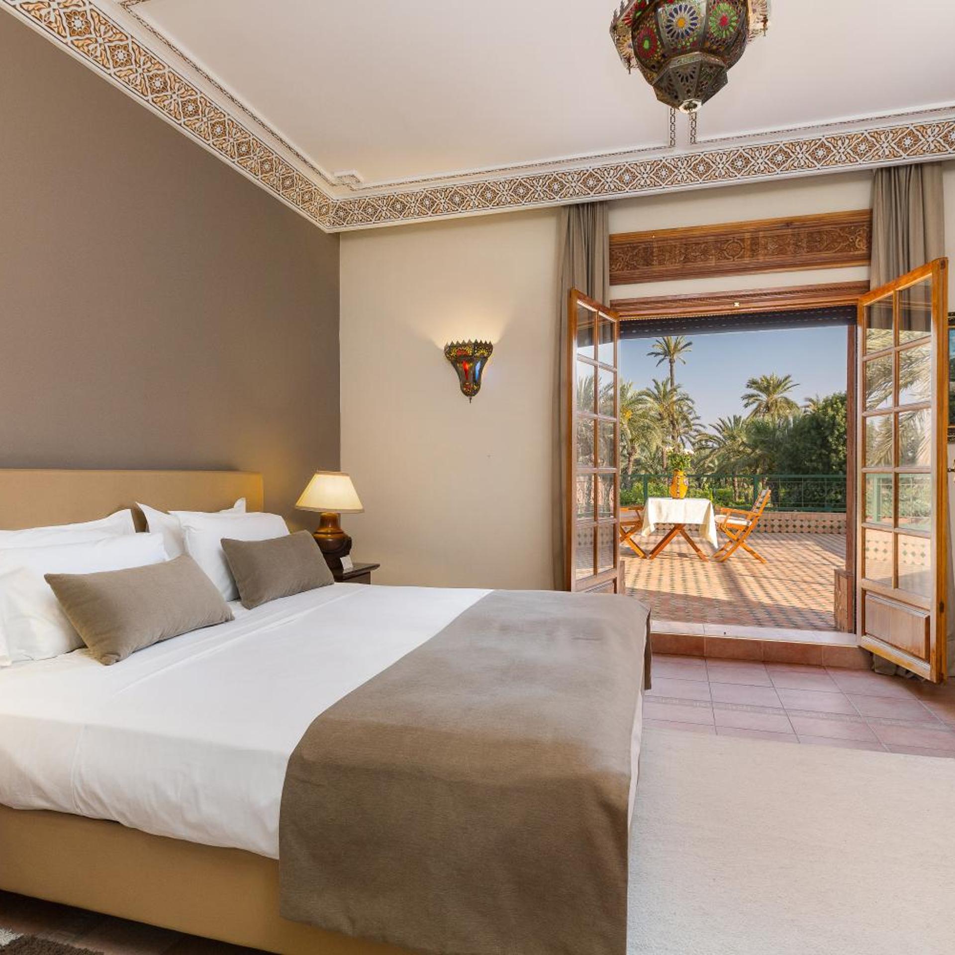 4 BEDROOMS, PRESTIGE, VILLA