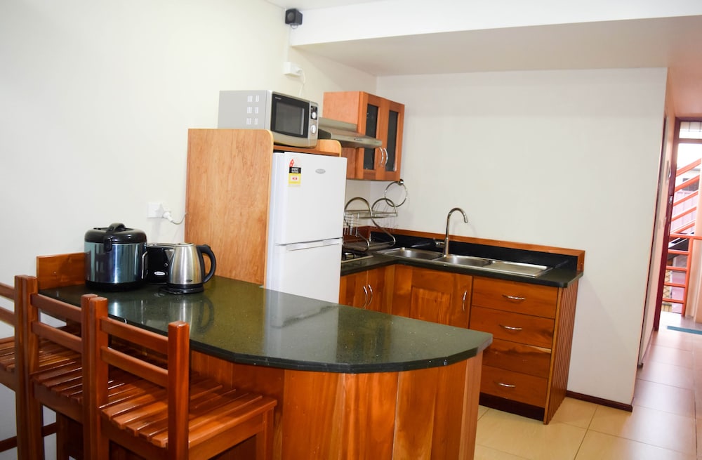 Al-Minhaj Service Apartments 13/62