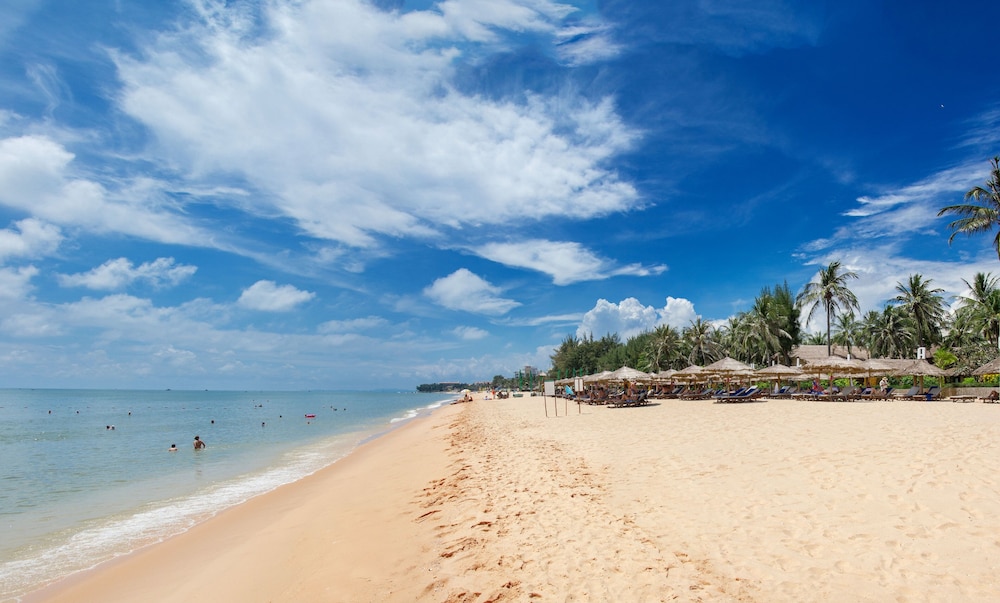 Bamboo Village Beach Resort and Spa 40/45
