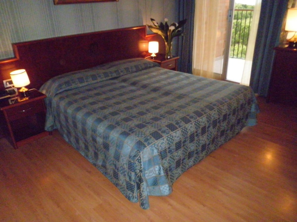 HOTEL BEAU RIVAGE PINETA 22/54