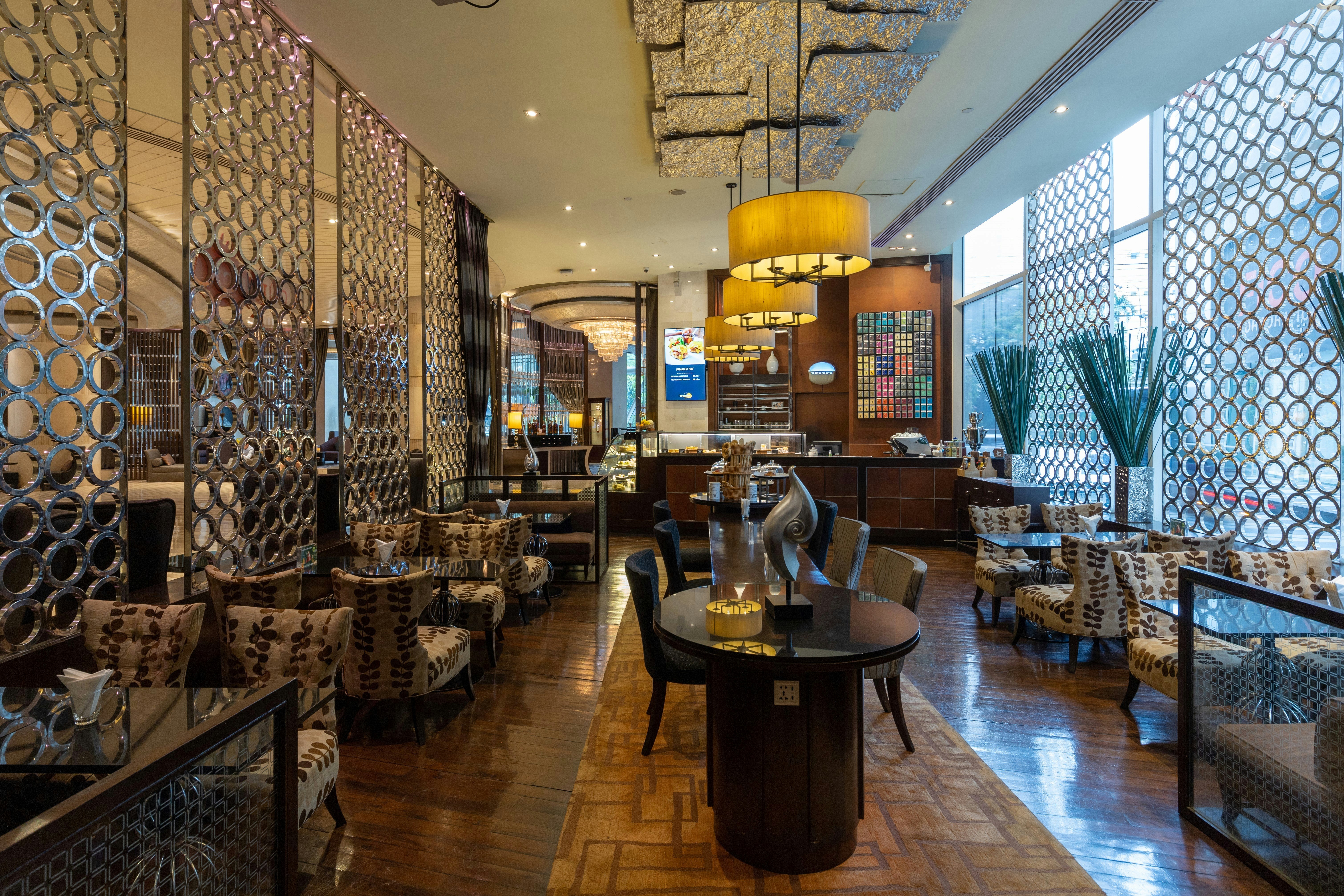 Hilton Bangkok Grande Asoke 41/59