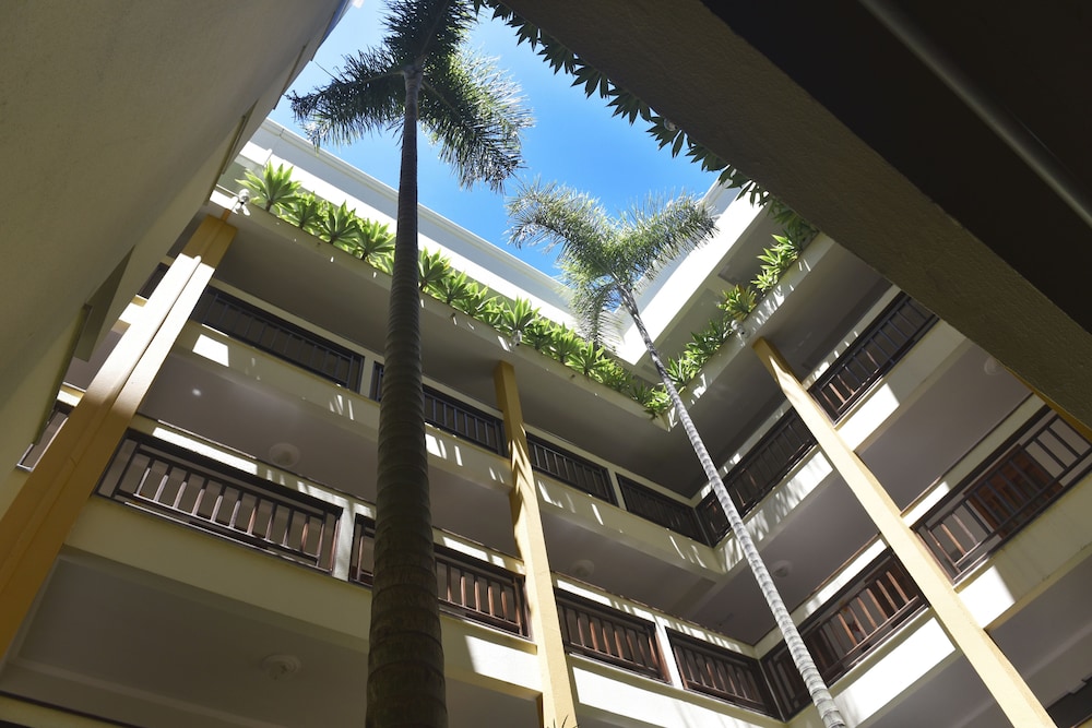 San Diego Apart Hotel 1/48