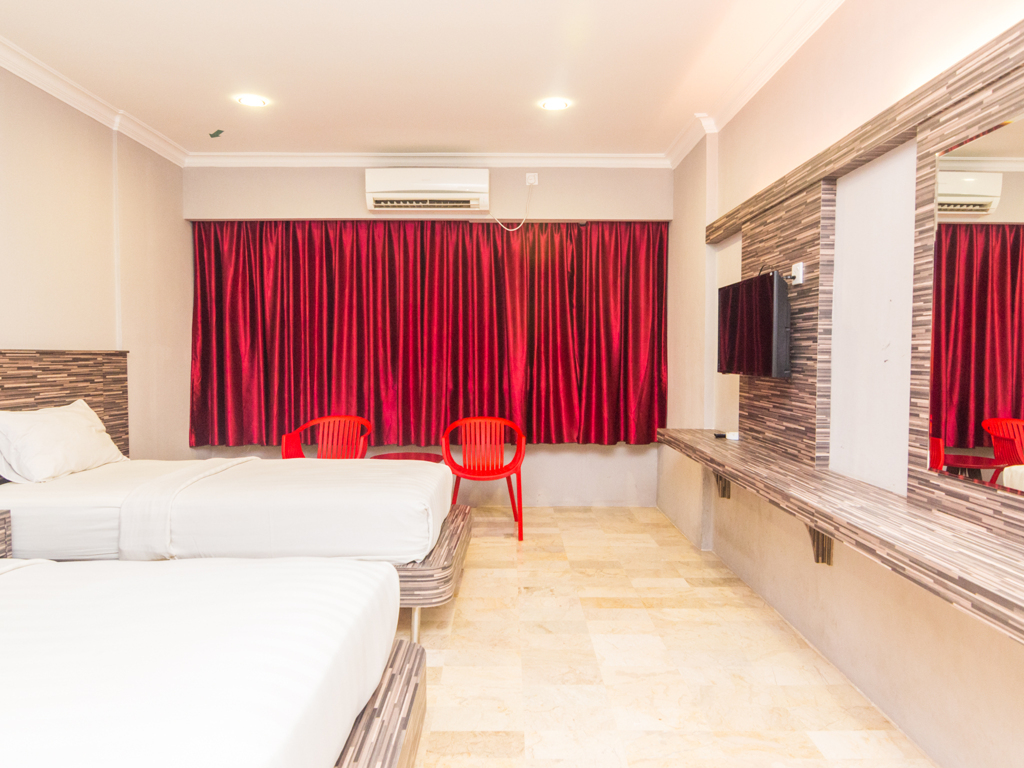 OYO 1896 Kita Hotel 21/50