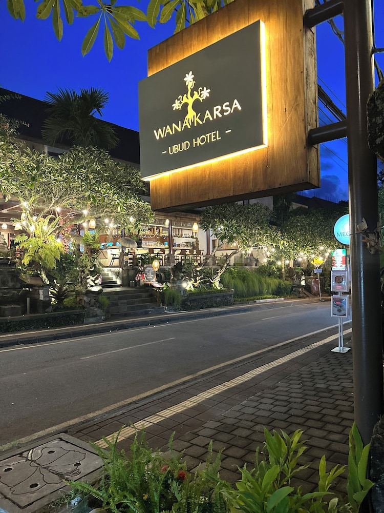 Wana Karsa Ubud Hotel 2/47