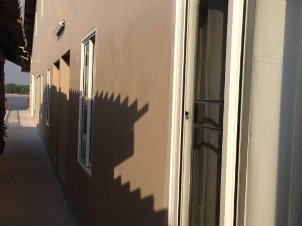 Non Du Lay Guesthouse 26/28