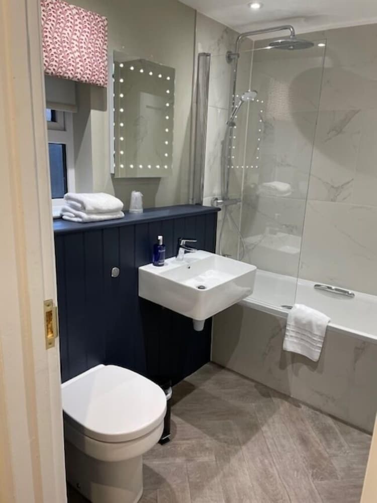 Cottesmore Hotel Golf & Country Club 38/40