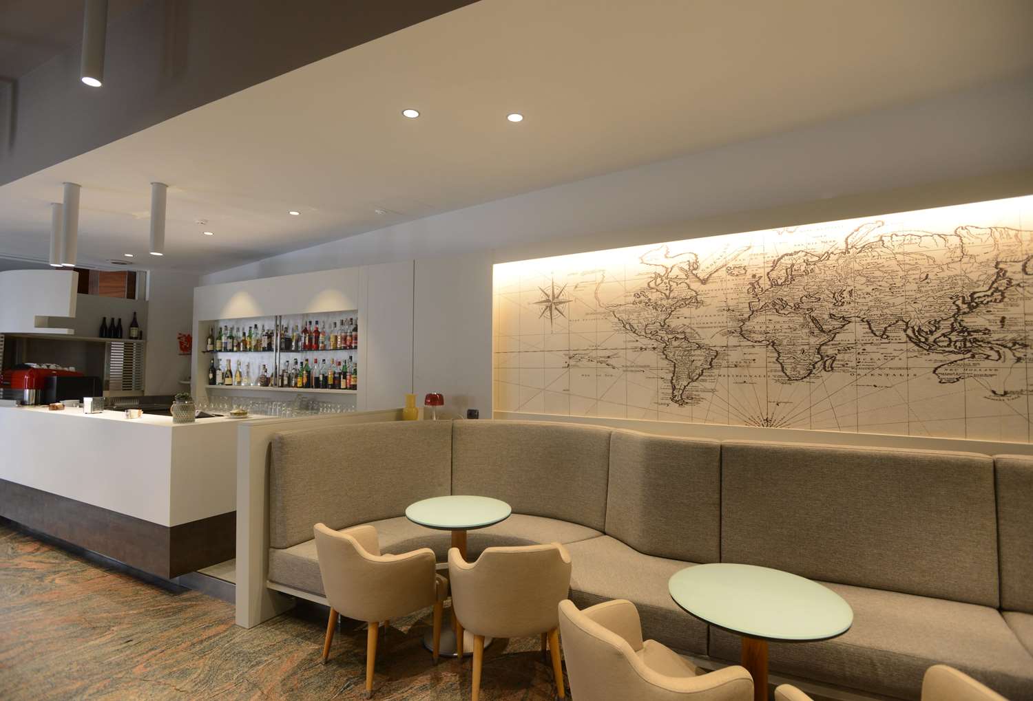 Albergo Roma, Bw Signature Collection 32/38