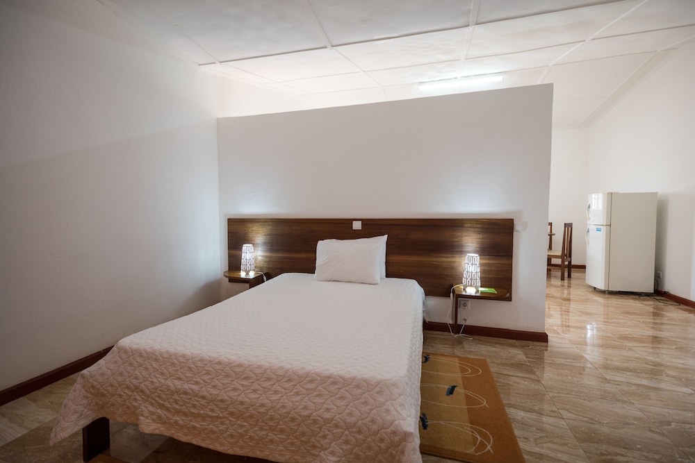 Hotel Praia 44/85