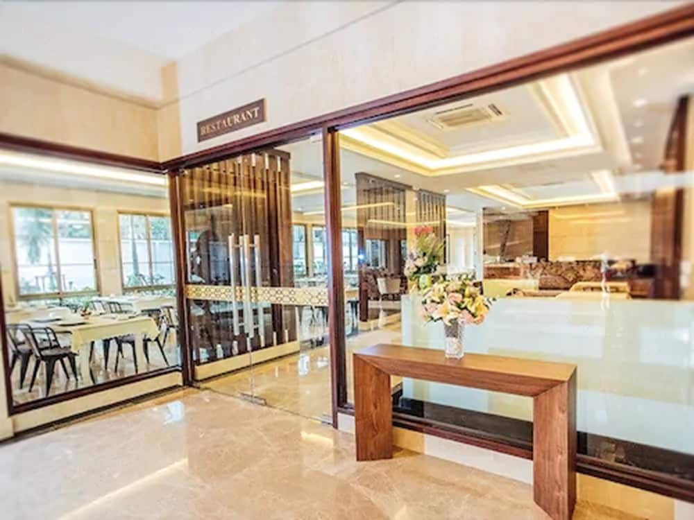 MARCH HOTEL PATTAYA 25/42
