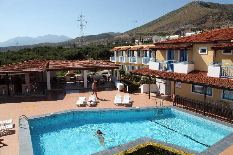 Mareva Apartments 23/25