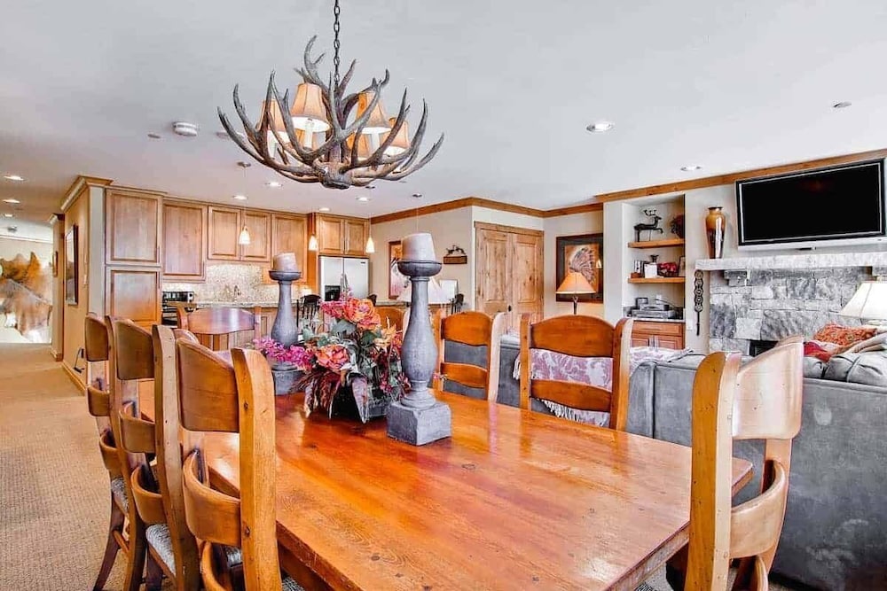 The Vail Spa Condominiums 55/76
