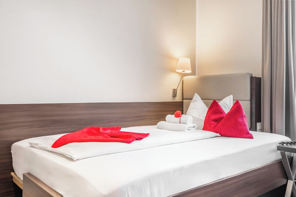 Hotel Bomonti Nurnberg West 13/50