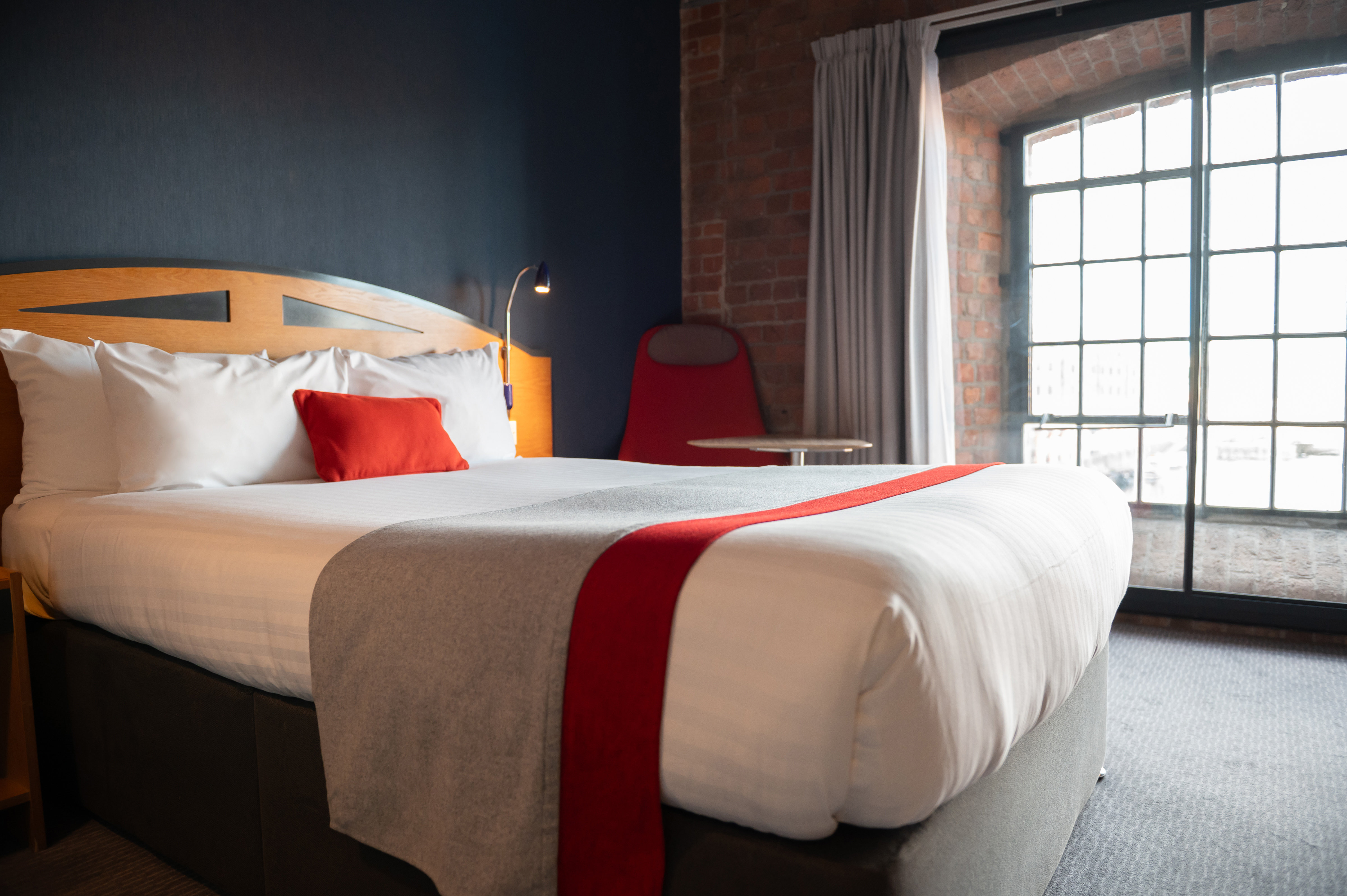 Holiday Inn Express Liverpool Royal Albert Dock 28/76