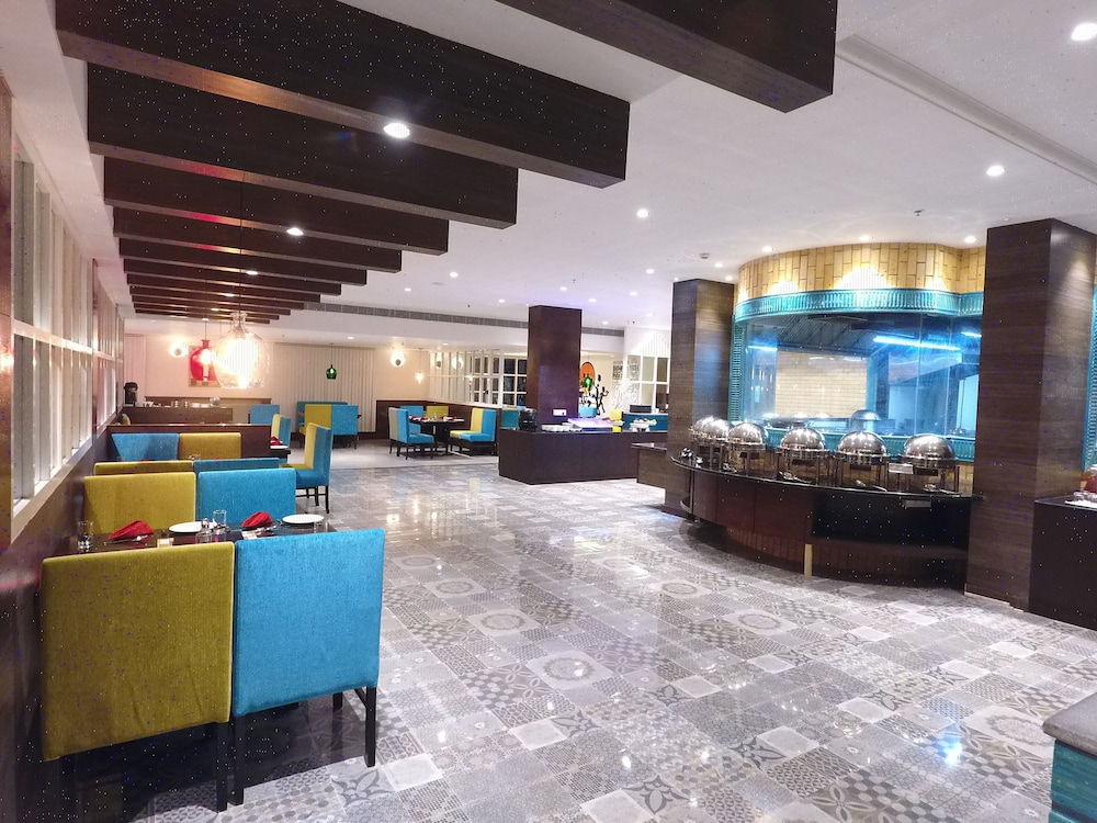 Hash Six Hotels 16/65