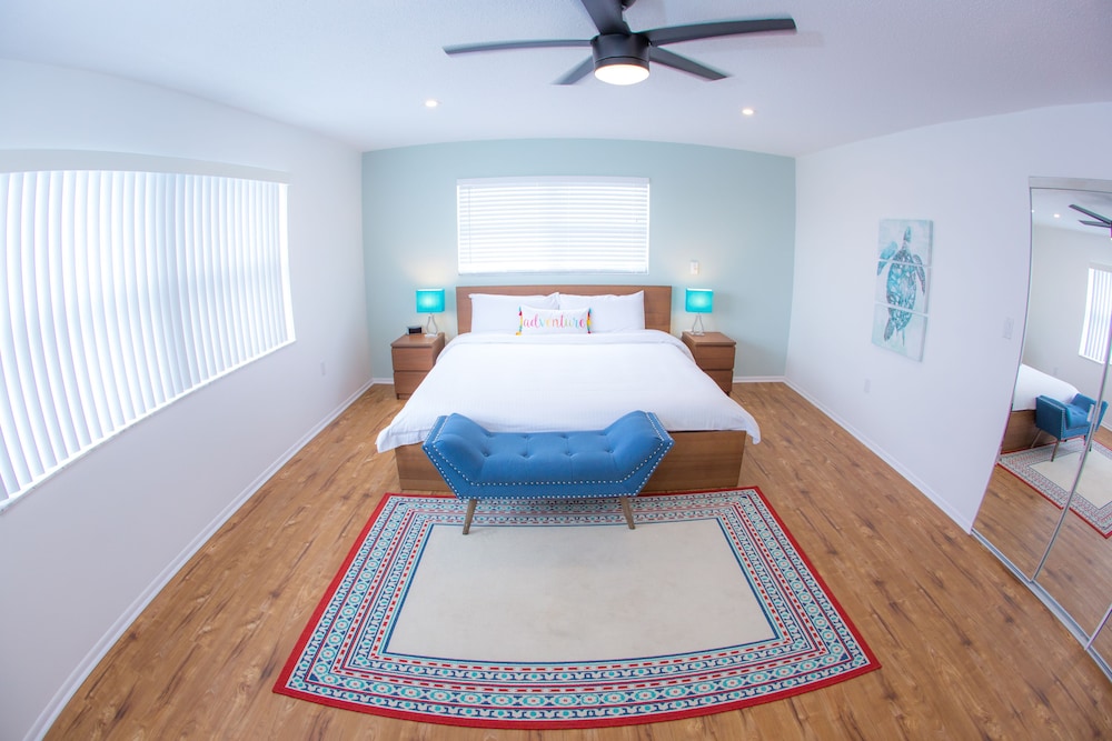 The Villas at St Pete Beach 13/50