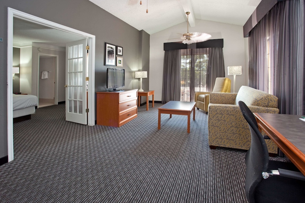La Quinta Inn by Wyndham Salt Lake City Midvale 28/33