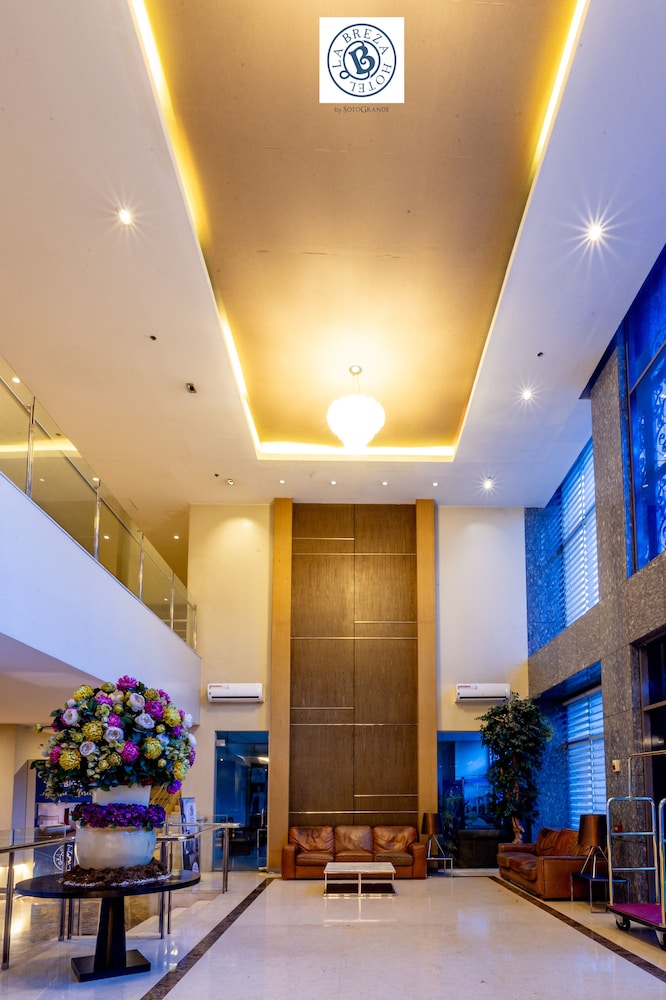 La Breza Hotel 7/57