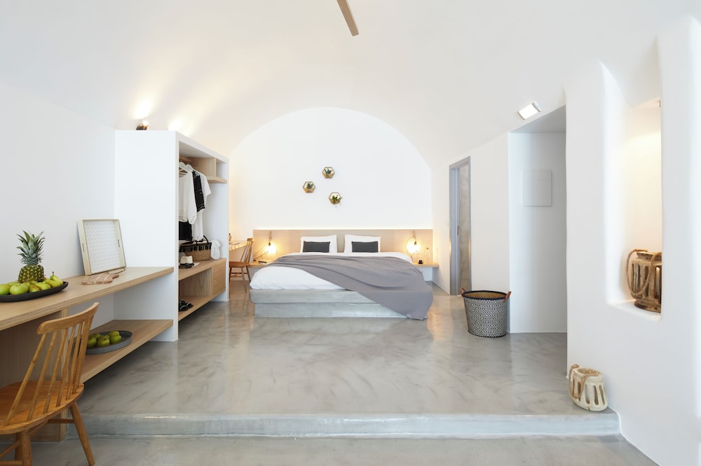 Coco-Mat Hotel Santorini 19/43