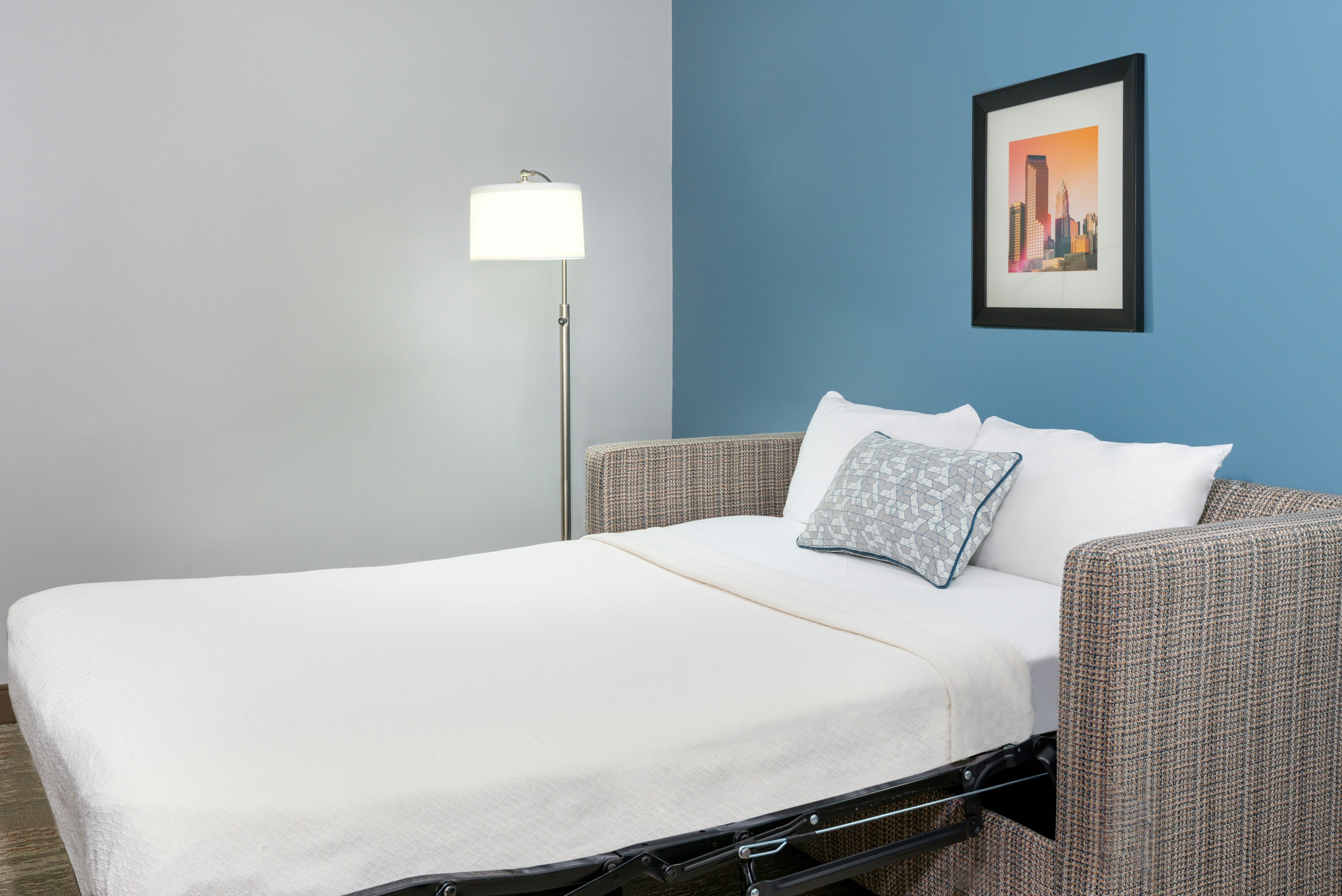 STUDIO, KING BED, SOFA