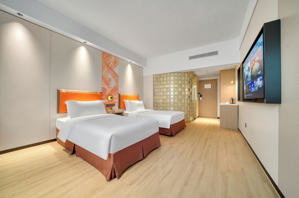 Hangzhou Haiwaihai Holiday Hotel (ex. Holiday Inn Express Grand Canal) 33/50