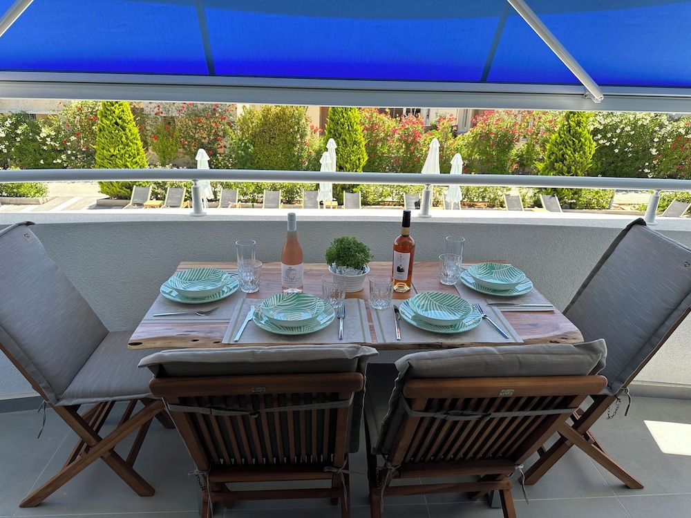 Evdokia Suites 46/58