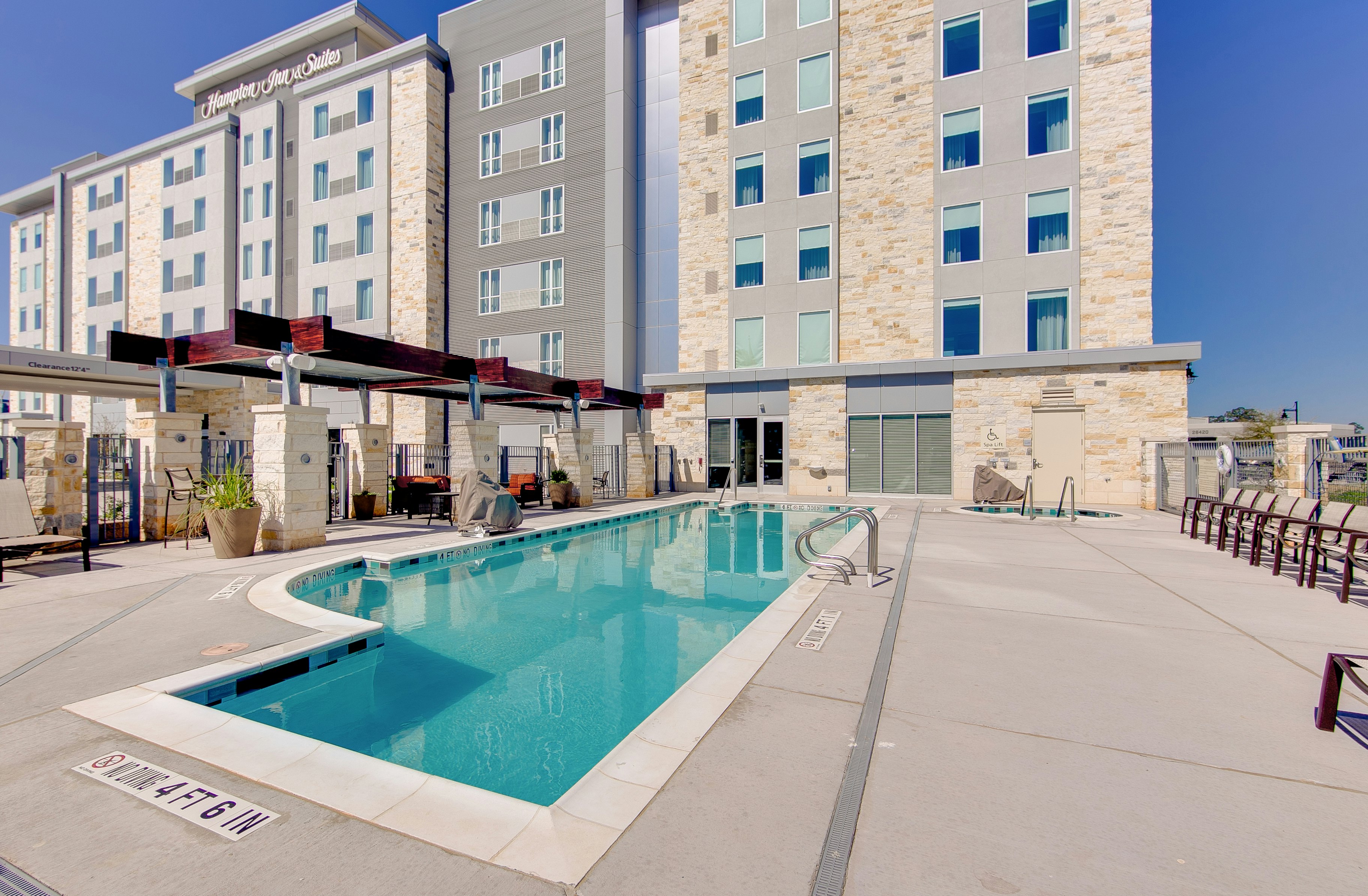 Hampton Inn And Suites North Houston Spring 19/20