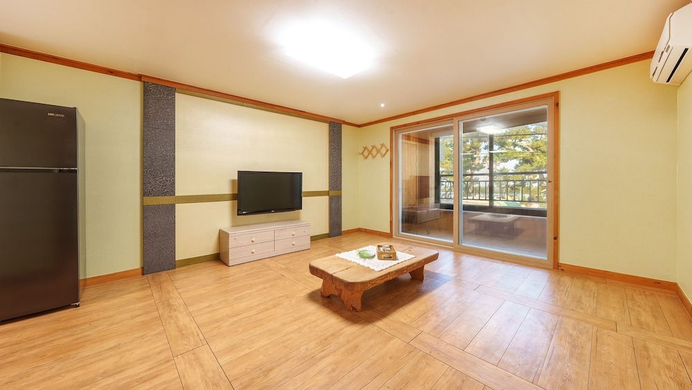 Gyeongju Gampo Beach Castle Pension 33/50