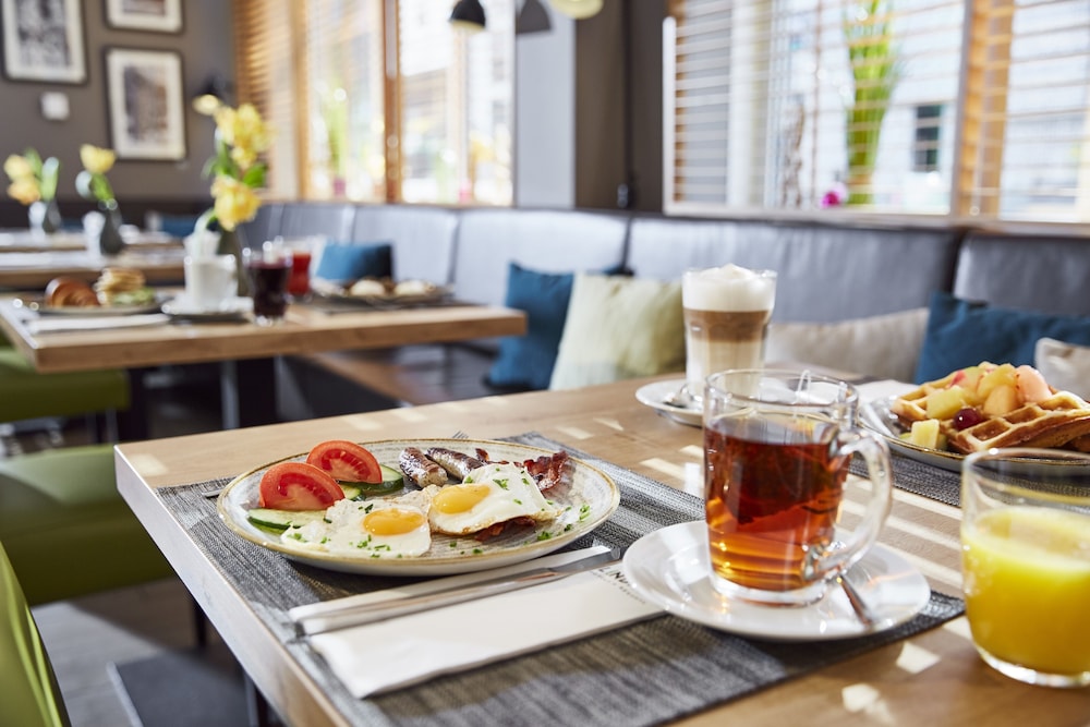Lindner Hotel City Plaza Formerly Renaissance Cologne Hotel 47/75