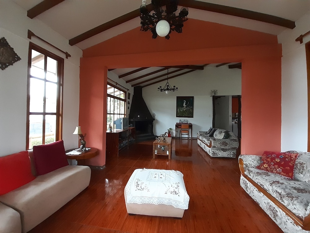 Suymar Ecolodge Galapagos 44/75
