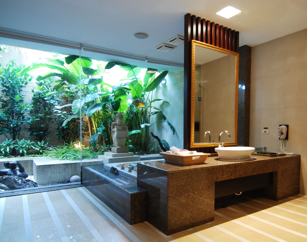 Yes Motel City Resort Paradise 27/50