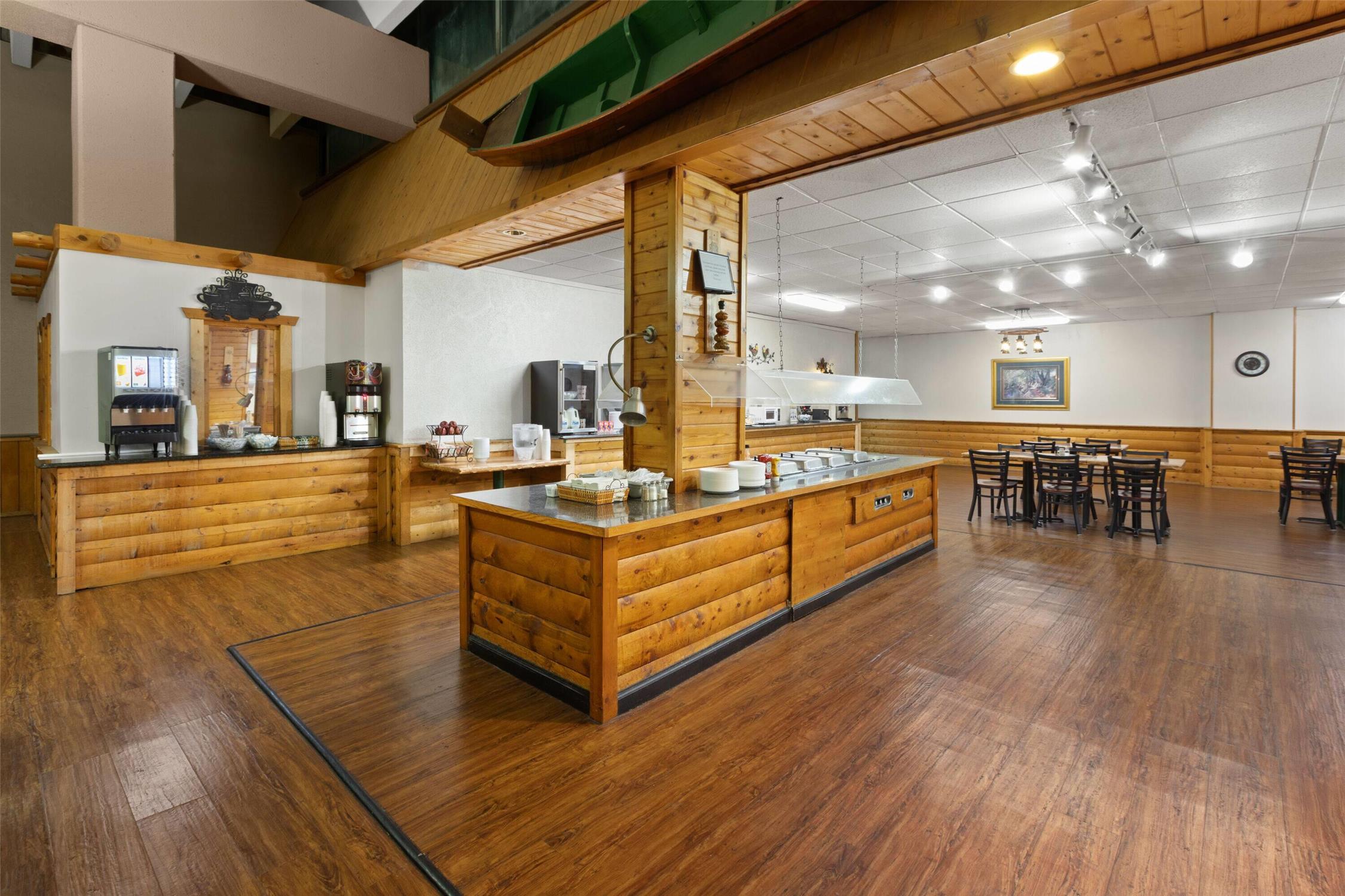 Quality Inn & Suites Grayling, MI 8/51