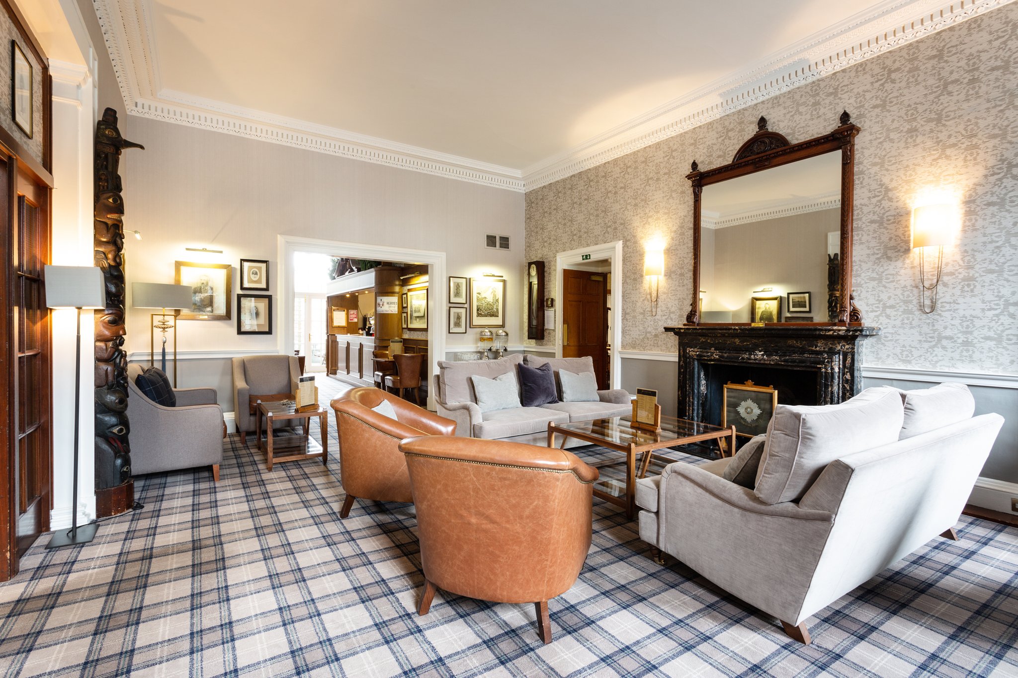 Royal Scots Club Hotel 34/56