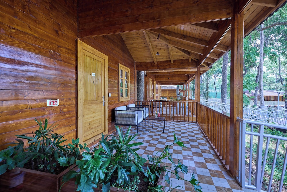 Regenta Resort Sakleshpur 10/50