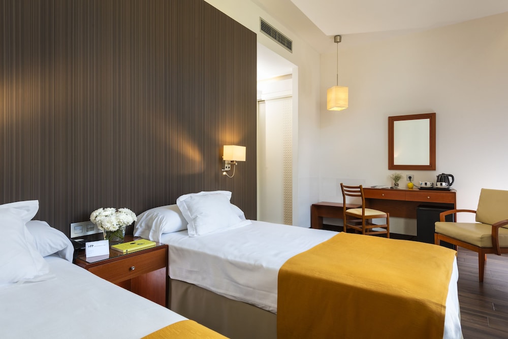Hotel de Francia Y Paris 23/61