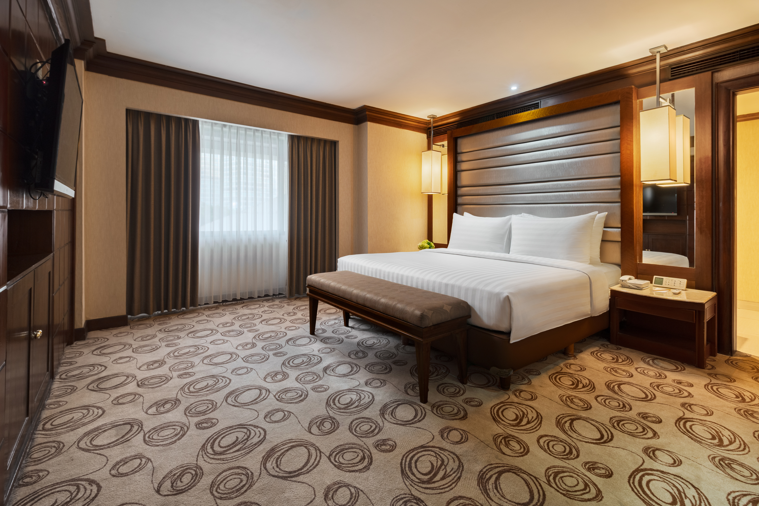 Grand Executive Suite