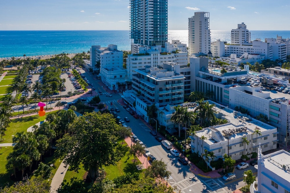 Liberty Park Hotel South Beach 73/76