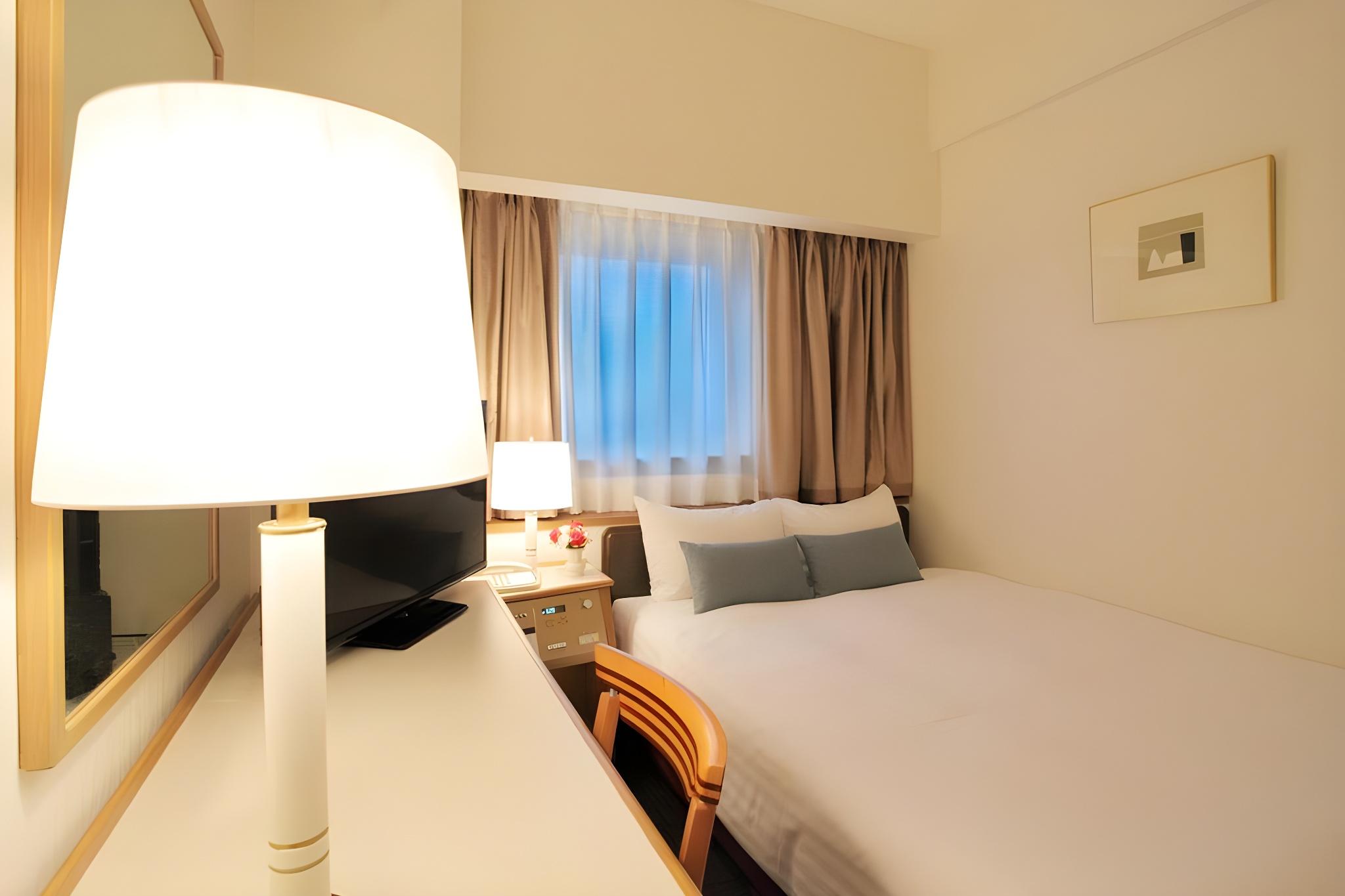 Room, Single, Semi Double Bed, Smoking