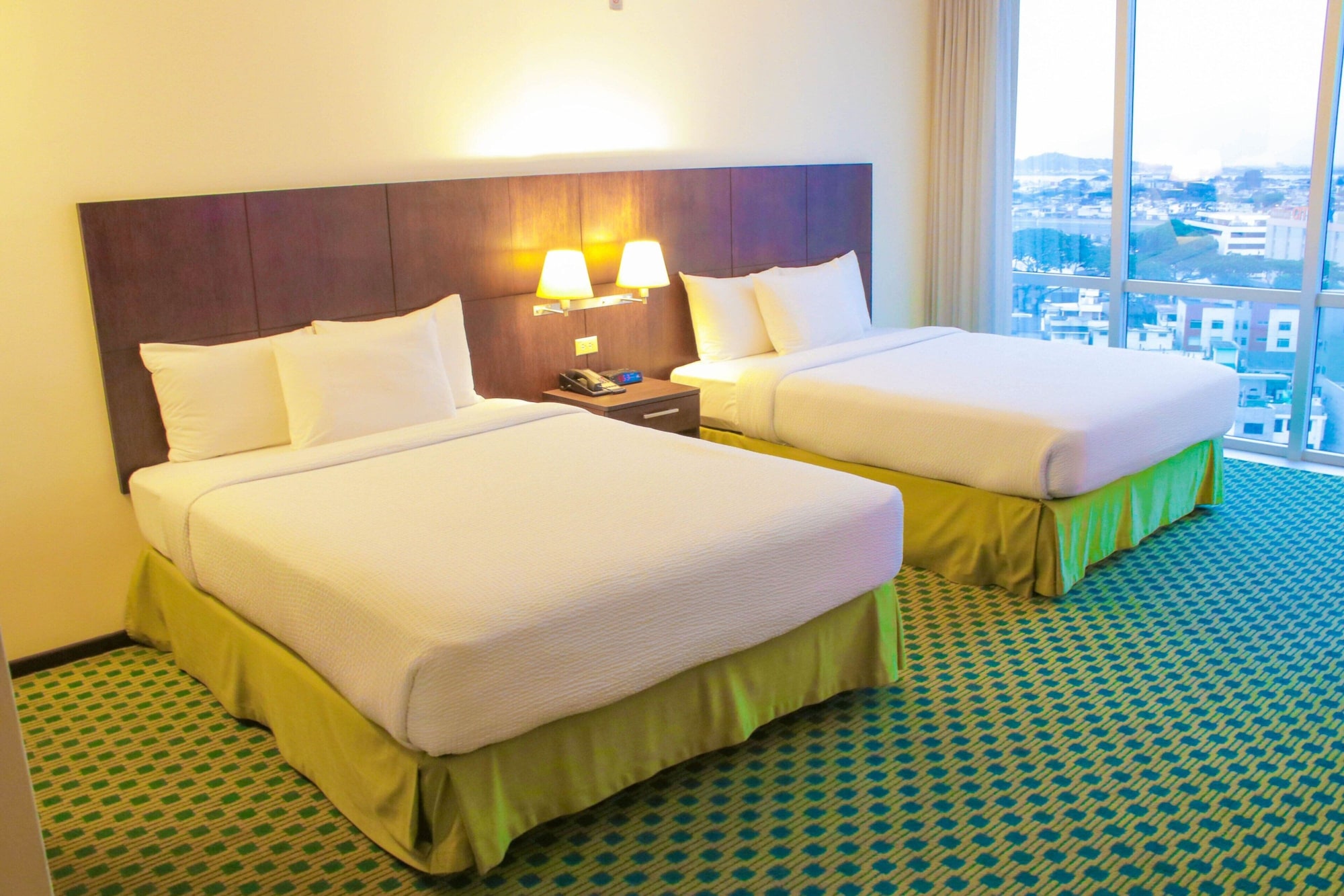 Room, 2 Queen Beds, City View