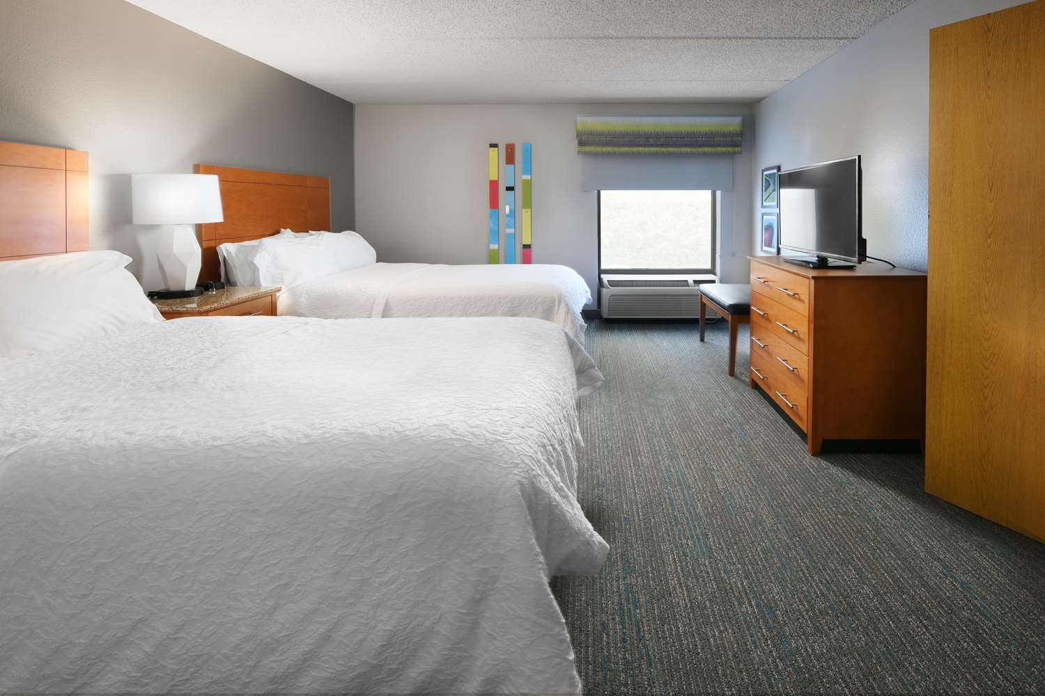 ROOM, 2 DOUBLE BEDS