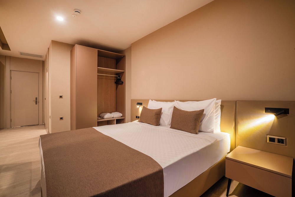 Prive Side Suite & Spa hotel - Adults Only 16+ 14/50