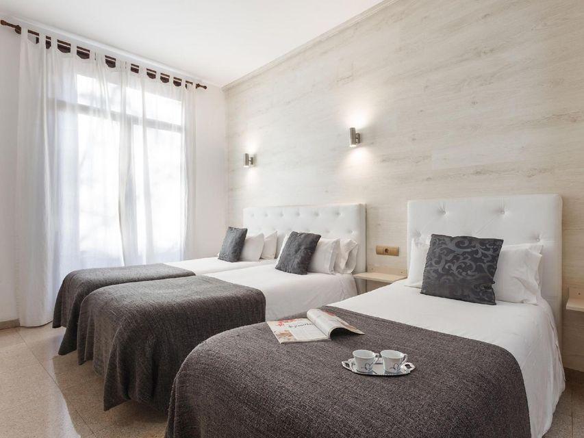 1 BEDROOM, APARTMENT, CITY VIEW, BALCONY
