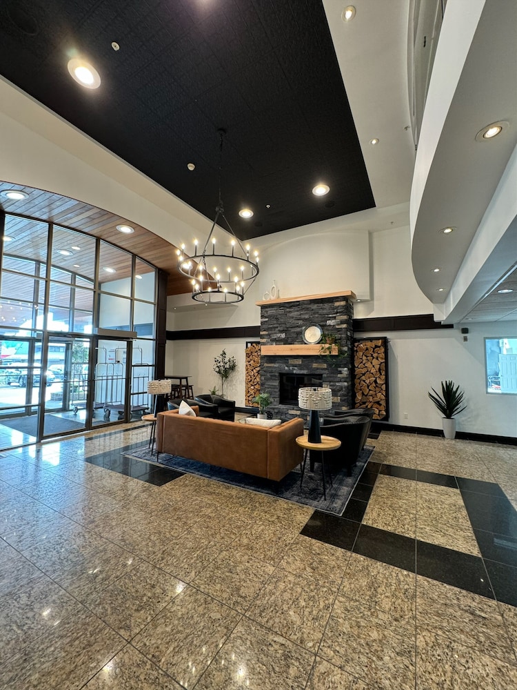 Four Points By Sheraton Prince George 6/46