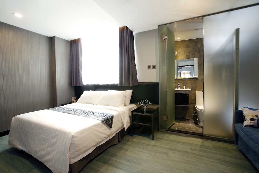 M1 HOTEL NORTH POINT 32/66
