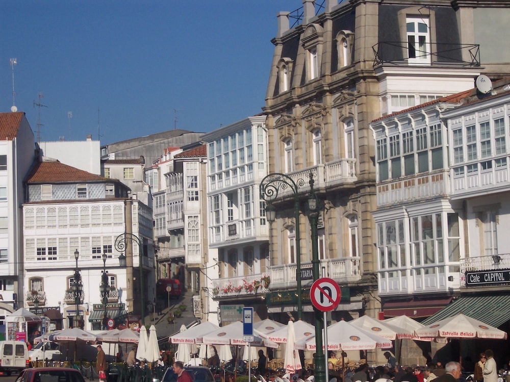 Hotel Villa de Betanzos 43/52