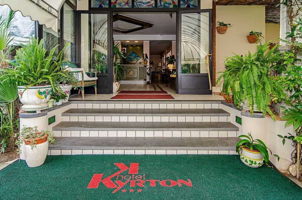 Hotel Kyrton 39/50