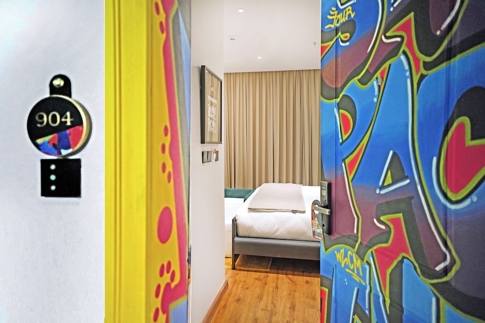 Ambiance Boutique Art Hotel Islamabad 74/78