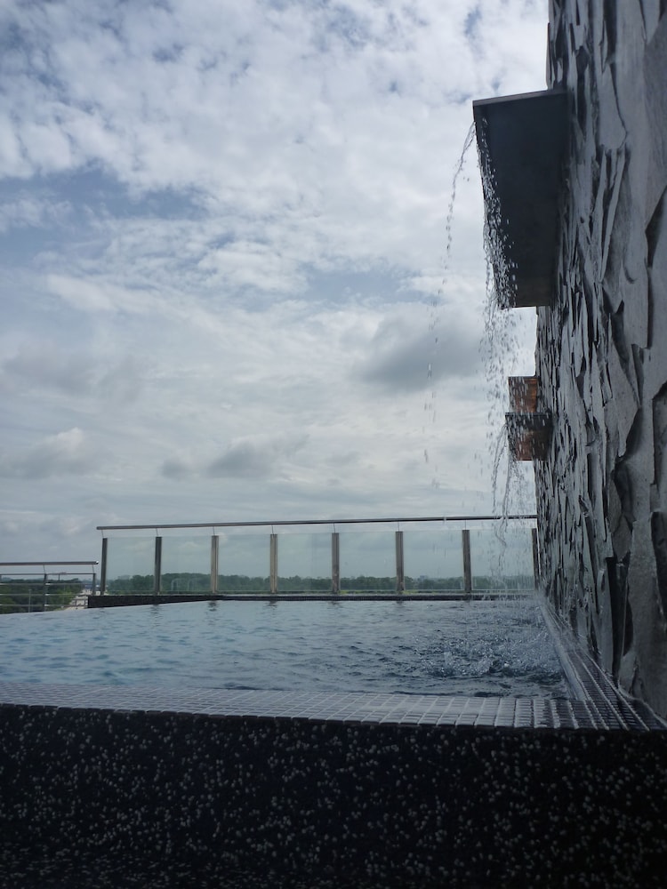 Pariss Hotel 23/29