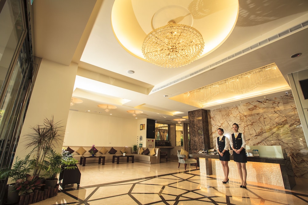 Lobby at Lishiuan International Hotel, HUALIEN