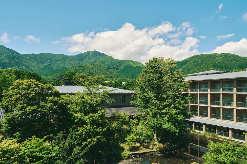 Hakone Hisui 2/45