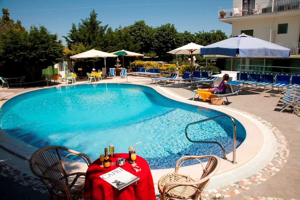 Hotel Carmencita 42/52